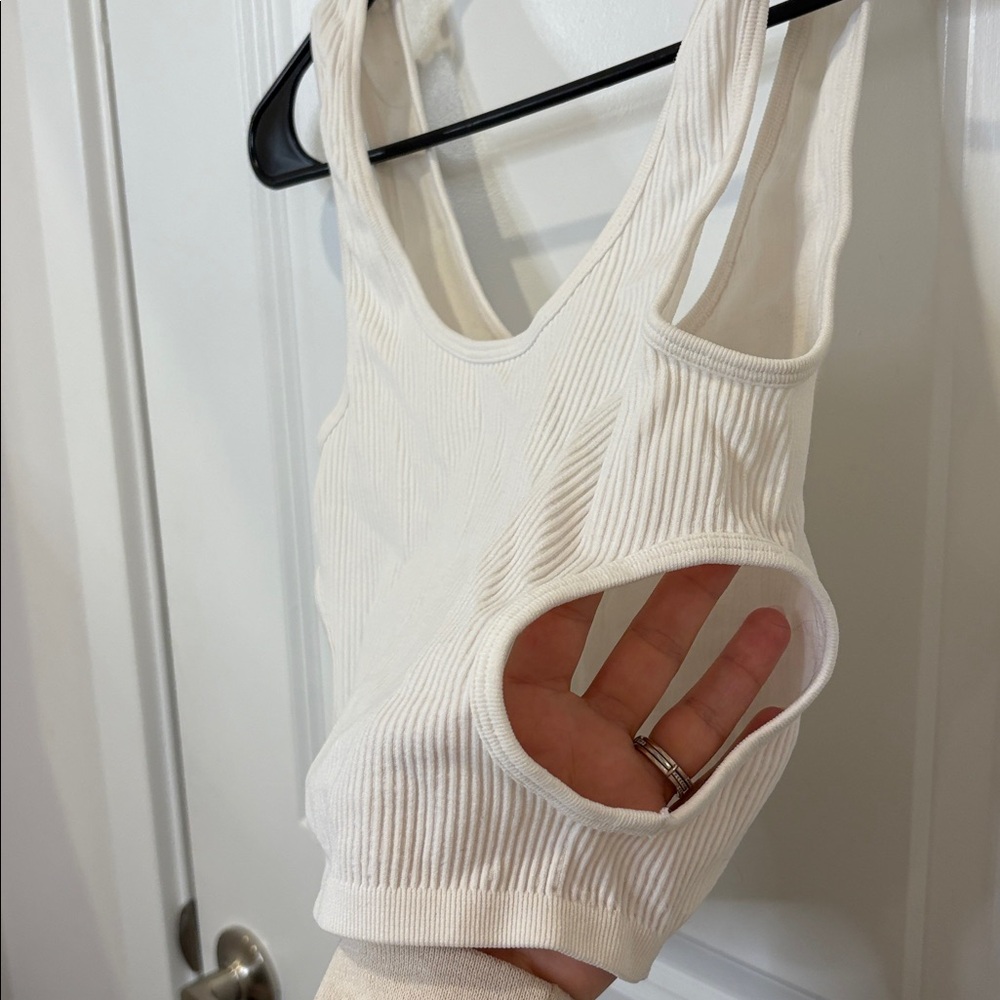 Zara White Ribbed Crop Top